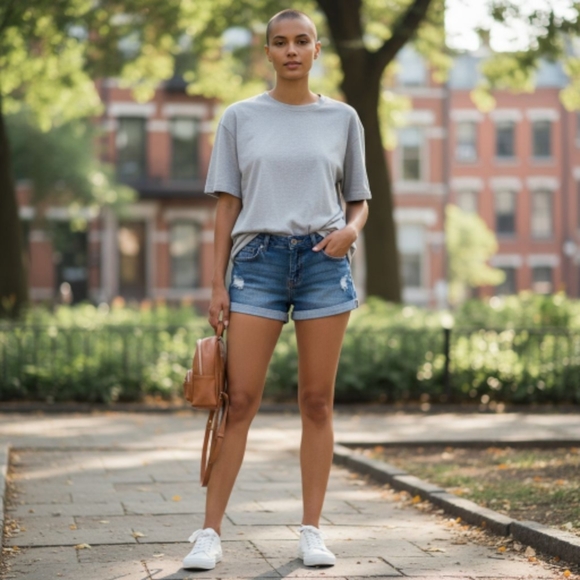 Wallflower Blue Jean Shorts Distressed Cuffed Hem - Picture 3 of 9